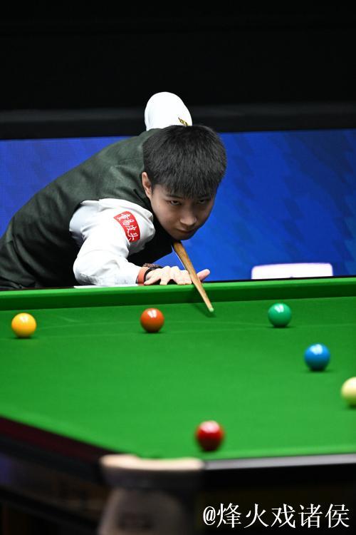 赵心童6-5力克塞尔比 挺进斯诺克国锦赛半决赛 赵心童6-5力克塞尔比 挺进斯诺克国锦赛半决赛